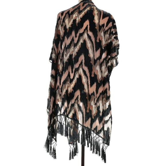 NWT Free People Dripping Velvet Fringe Shawl - Picture 4 of 8